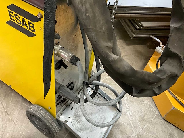 Esab mig 325 mig lasapparaat - afbeelding 7 van  10