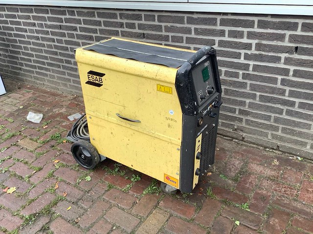 Esab mig c280 pro diverse lasmachines - afbeelding 1 van  4