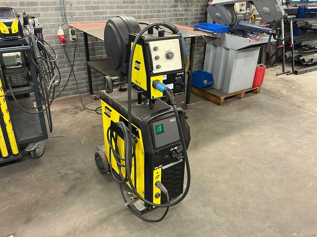 Esab origo 320 mig lasapparaat - afbeelding 1 van  9