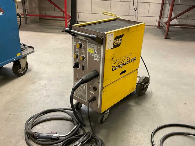Esab power compact 250 lasmachine - afbeelding 1 van  5
