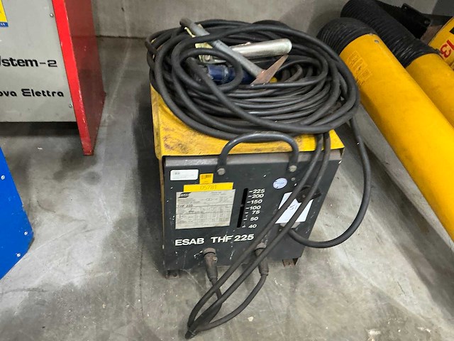 Esab thf225 lasapparaat - afbeelding 2 van  4