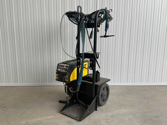 Esab tig 2200i lasapparaat - afbeelding 1 van  10