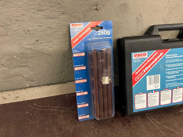 Esco thermotronic lijmpistool met lijmpatronen - afbeelding 4 van  8