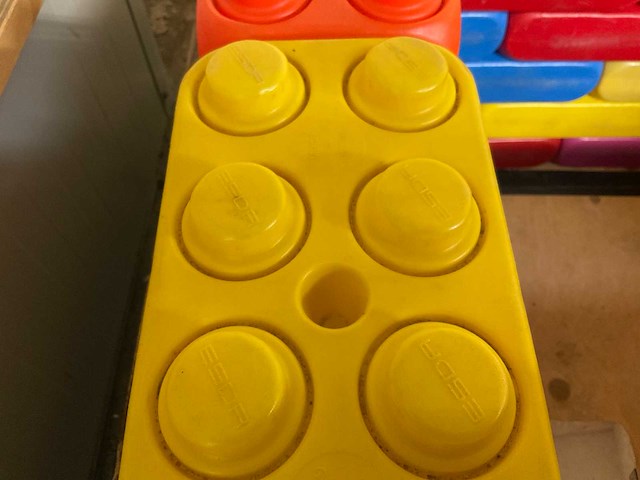 Esda speelblokken in palletbox - afbeelding 8 van  8