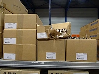 Esdec - 100-3101 - stokschroef rvs m10x200mm (300x) - afbeelding 4 van  4