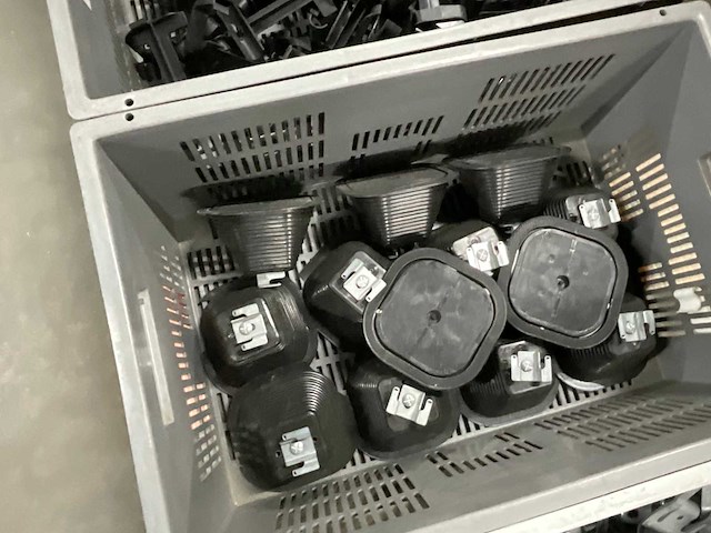 Esdec - clickfit en flatfix fusion - partij montage onderdelen voor zonnepanelen - afbeelding 7 van  10