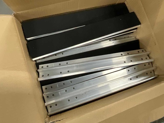 Esdec - clickfit en flatfix fusion - partij montage onderdelen voor zonnepanelen - afbeelding 10 van  10