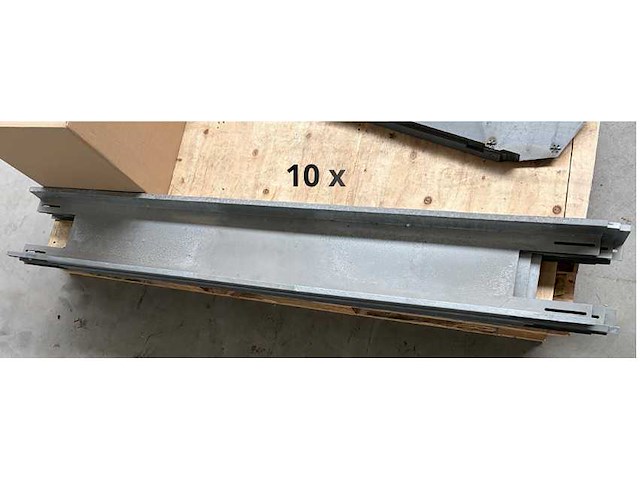 Esdec - flatfix - platdak onderconstructie (oost-west) t.b.v. 100 zonnepanelen - afbeelding 3 van  7