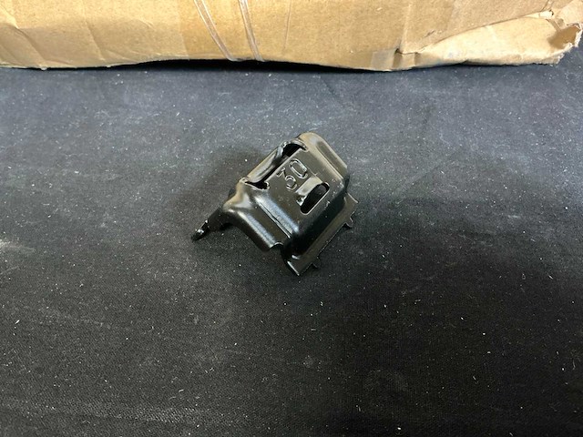 Esdec 3339970 eindklem 30mm zwart (400x) - afbeelding 4 van  4