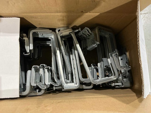 Esdec partij montagematerialen - afbeelding 6 van  22