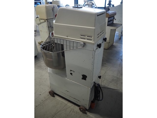 Esmach s.p.a. - afbeelding 5 van  10