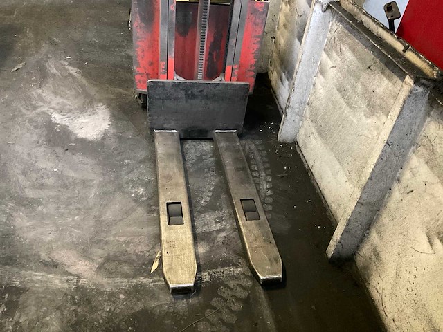 Esra eg-s 1000 elektrische palletstapelaar - afbeelding 6 van  7