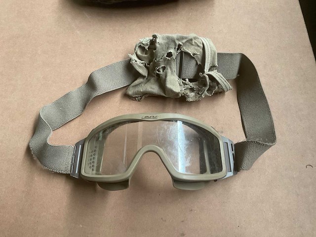 Ess goggle (8x) - afbeelding 2 van  3