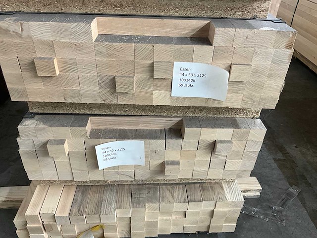 Essenhouten balk (369x) - afbeelding 5 van  6