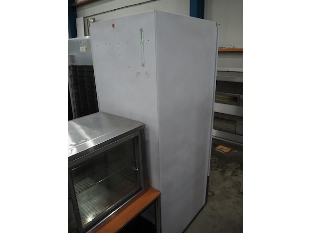 Esta - afbeelding 3 van  8