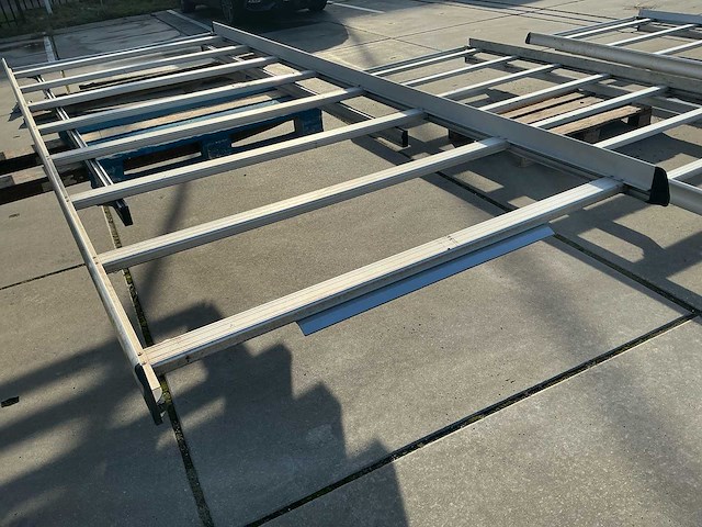 Estl tuv noord aluminium dakdrager voor iveco daily (3x) - afbeelding 6 van  16