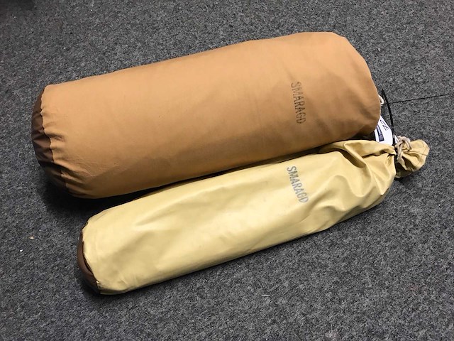 Esvo smaragd kampeertent - afbeelding 1 van  1