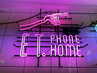 Et phone home glas neon - afbeelding 2 van  3