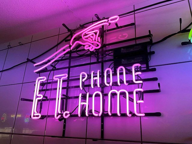 Et phone home glas neon - afbeelding 1 van  2