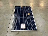 Et zonnepaneel met omvormer - afbeelding 2 van  7