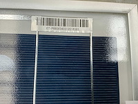 Et zonnepaneel met omvormer - afbeelding 5 van  7