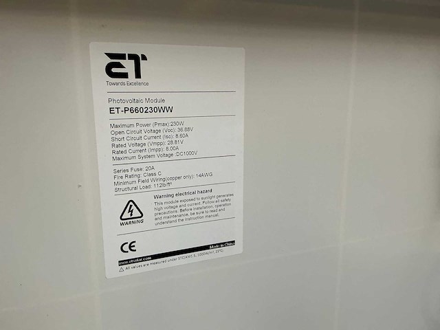 Et zonnepaneel met omvormer - afbeelding 7 van  7