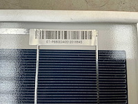 Et zonnepaneel met omvormer - afbeelding 5 van  7