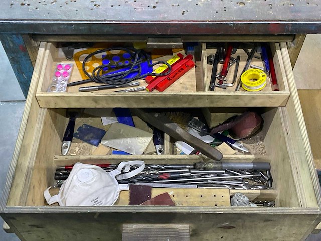 Etagewagen met inhoud - afbeelding 5 van  7