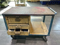 Etagewagen met inhoud - afbeelding 3 van  7