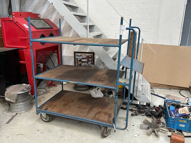 Etagewagen verrijdbaar - afbeelding 1 van  3