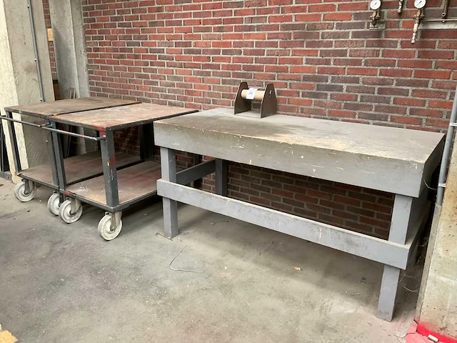Etagewagens en werktafel - afbeelding 7 van  8