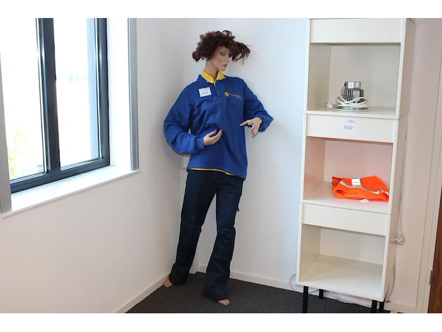 Etalagepop - afbeelding 1 van  2