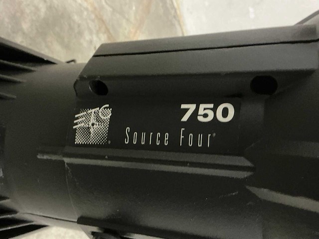 Etc ce source four spotlight (3x) - afbeelding 4 van  6