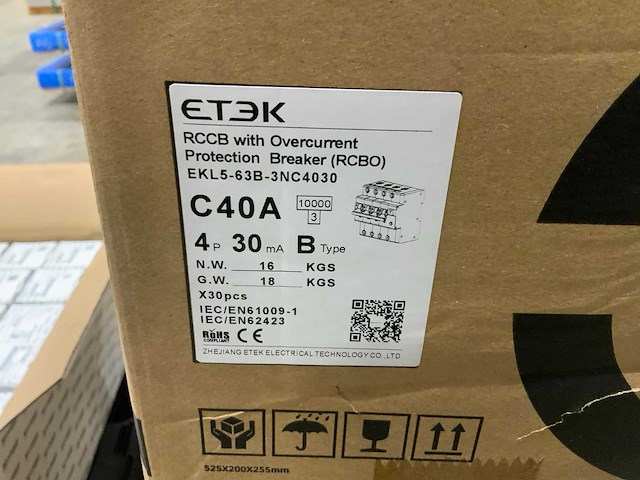 Etek ekl5-63b-3nc4030 aardlekschakelaar met overstroom beveiliging (540x) - afbeelding 3 van  3