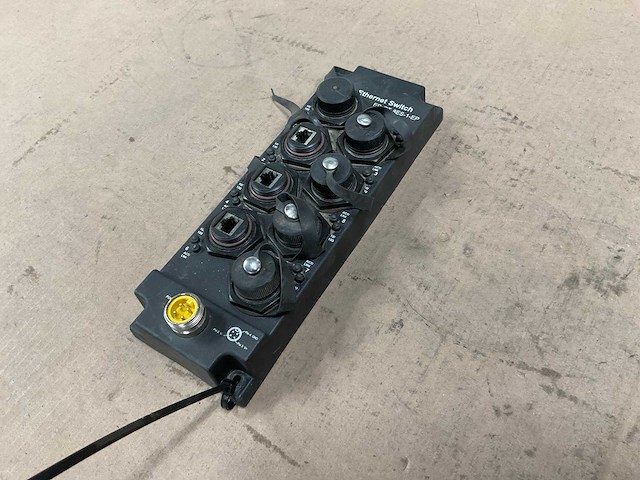 Ethernet switch - afbeelding 2 van  3