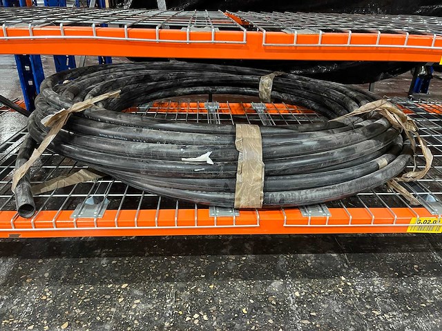 Ethyleen tube and hose - afbeelding 1 van  3