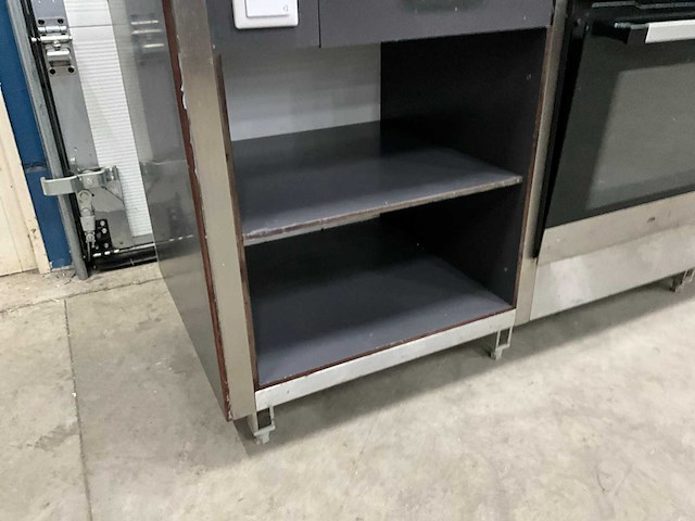 Etna - t3405ft - rvs werktafel met inbouw oven en gasfornuis - afbeelding 2 van  12