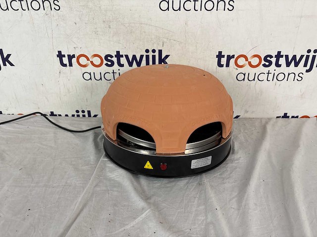 Etna ao460zt – onderbouw afzuigkap | emerio pizzarette origineel – 6-persoons pizza-oven - afbeelding 1 van  3