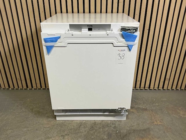 Etna vvo682 onderbouw vriezer - afbeelding 1 van  5