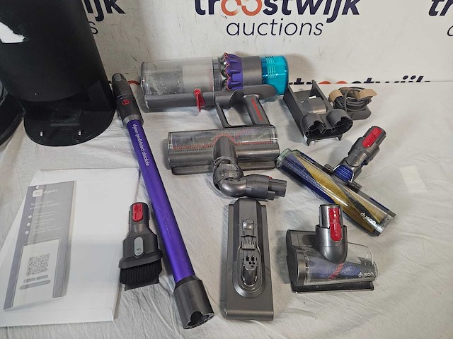 Eufy clean lr30 hybrid+ dyson gen5detect absolute - steelstofzuiger - afbeelding 3 van  3