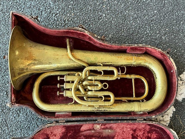 Euphonium - afbeelding 1 van  8