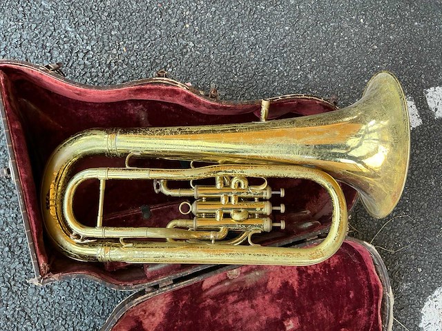 Euphonium - afbeelding 4 van  8