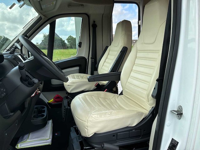 Eura mobil forster t 599 hb 4fans fiat ducato camper - afbeelding 21 van  54