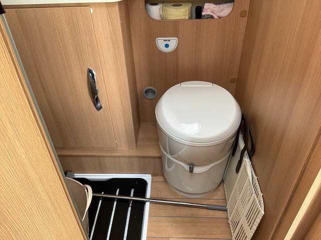 Eura mobil forster t 599 hb 4fans fiat ducato camper - afbeelding 42 van  54