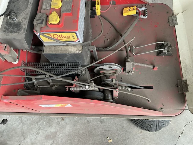 Eureka 870 veegmachine - afbeelding 6 van  9