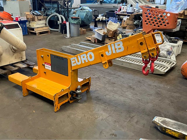 Euro jib kraanarm voor vorkheftruck - afbeelding 2 van  5