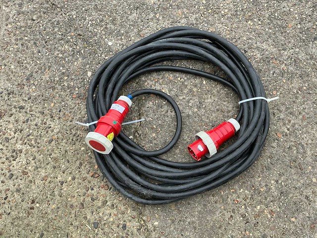 Euro kontakt 64a krachtstroom kabel - afbeelding 1 van  3