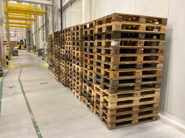 Euro pallets (150x) - afbeelding 1 van  3