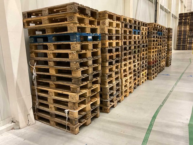 Euro pallets (150x) - afbeelding 1 van  4