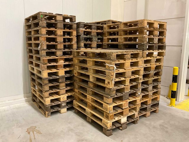Euro pallets (60x) - afbeelding 1 van  3